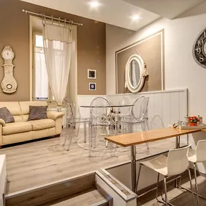 https://trevi-miracle-suite.it-romehotels.com